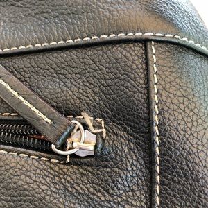 Tignanello Bags - Tignanello Brown Pebble Leather Crossbody Bag Tignanello Bags - Tignanello Brown Pebble Leather Crossbody Bag